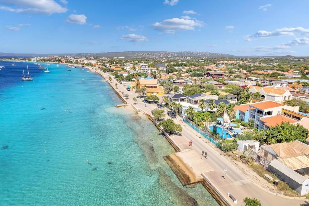 Bonaire Oceanfront Apartments Playa Exterior foto